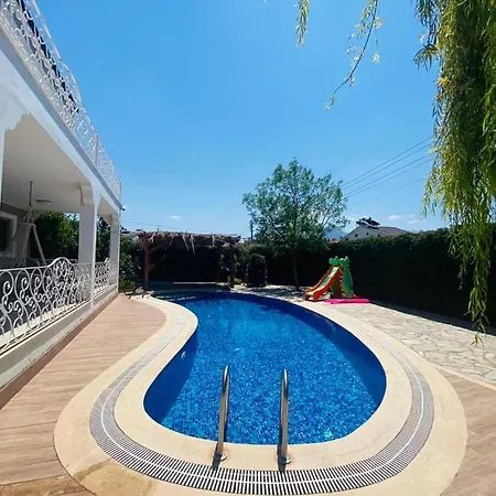 Luxurious With Private Pool And Location In *